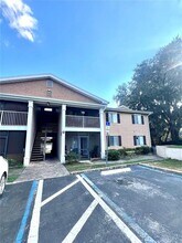 145 N Pearl Lake Causeway in Altamonte Springs, FL - Foto de edificio - Building Photo