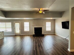 47 Valley View Cir in Bentonville, AR - Building Photo - Building Photo