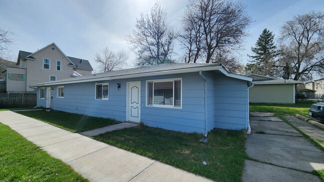 property at 100 Charlo Ct