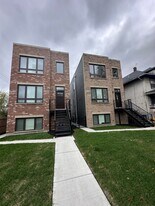 22 N Parkside Ave in Chicago, IL - Building Photo