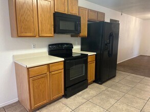 2408 Thoroughbred Dr in Killeen, TX - Building Photo - Building Photo