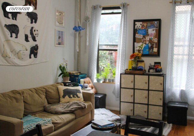 property at 313 W 114th St