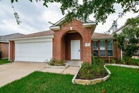 7023 Brody Ln in Houston, TX - Building Photo - Building Photo