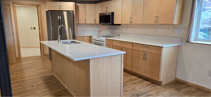 18487 Surface Creek Rd in Cedaredge, CO - Building Photo - Building Photo