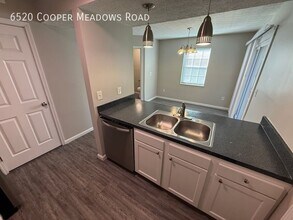 6520 Cooper Meadows Rd in Westerville, OH - Building Photo - Building Photo