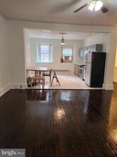 1304 Walnut St in Philadelphia, PA - Foto de edificio - Building Photo