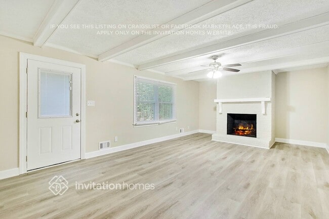 5850 Whispering Pines Cir SW in Mableton, GA - Building Photo - Building Photo