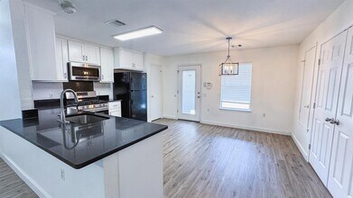 14100 Briarcreek Loop in Manor, TX - Building Photo - Building Photo