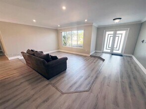 1804 SW 104th Ct in Miami, FL - Building Photo - Building Photo