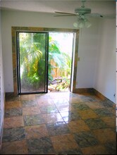 4210 SW 51st St in Fort Lauderdale, FL - Building Photo - Building Photo