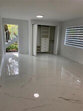 7843 NE 10th Ave in Miami, FL - Building Photo - Building Photo