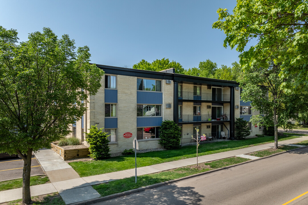 St. Clair Commons 1304 in St. Paul, MN - Building Photo