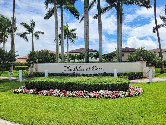 134 NE 27th Ave in Homestead, FL - Building Photo - Building Photo