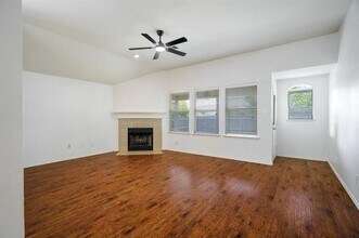 1129 Partridge Dr in Aubrey, TX - Building Photo - Building Photo