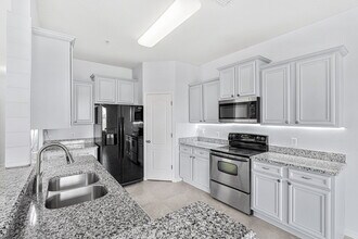 2341 Betsy Ross Ln in St. Cloud, FL - Building Photo - Building Photo