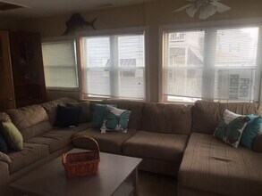 68 Decatur Ave in Seaside Park, NJ - Foto de edificio - Building Photo