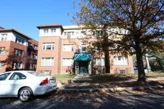 1210 Perry St NE in Washington, DC - Building Photo - Building Photo