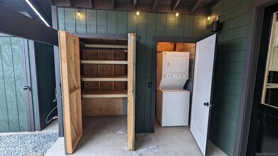 530 Glover Ave in Chula Vista, CA - Foto de edificio - Building Photo