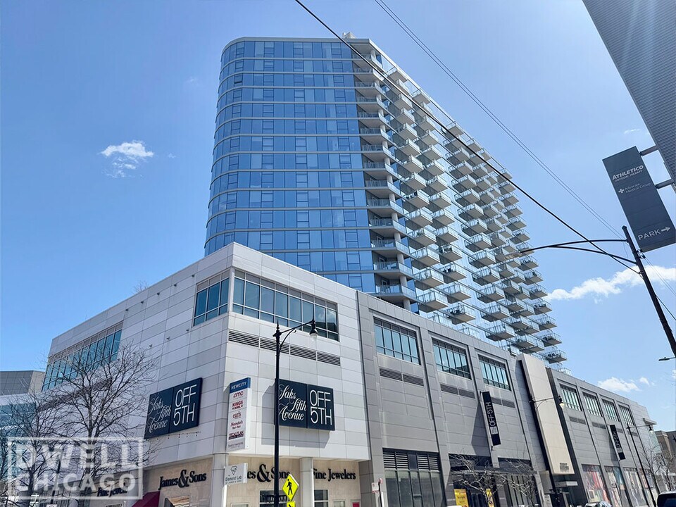 1537 N Clybourn Ave, Unit 1-Bedroom in Chicago, IL - Foto de edificio