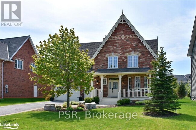 145 Snowbridge Way in Blue Mountains, ON - Building Photo - Building Photo