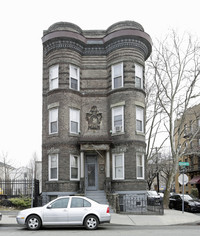 300 Palisade Ave in Jersey City, NJ - Foto de edificio - Building Photo