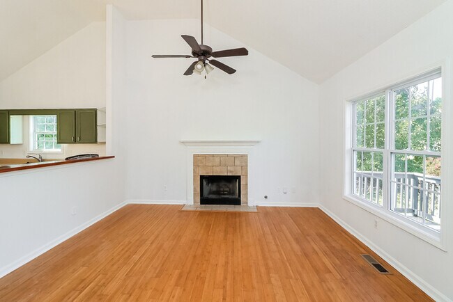 305 Brook Ct in Temple, GA - Building Photo - Building Photo