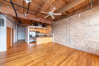 2310 S Canal St in Chicago, IL - Building Photo - Building Photo