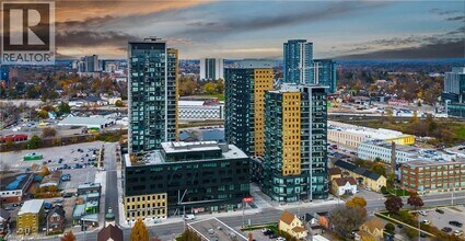 100 Garment St in Kitchener, ON - Building Photo - Building Photo