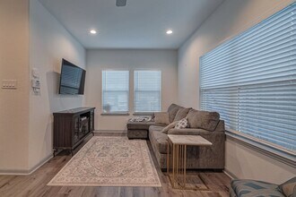 3540 Rebecca St in Houston, TX - Building Photo - Building Photo