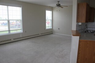 4500-4550 50 Ave in Olds, AB - Building Photo