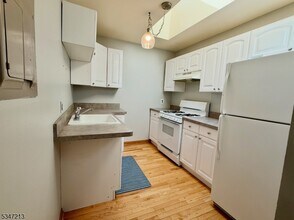 259 Washington Ave in Nutley, NJ - Building Photo - Building Photo