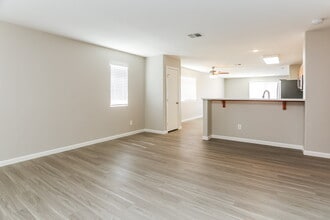 7905 Odysseus Ave in Las Vegas, NV - Building Photo - Building Photo