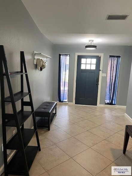 1001 Tesoro Ave in Rancho Viejo, TX - Building Photo - Building Photo