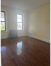 301 Grant Ave in Brooklyn, NY - Building Photo - Building Photo