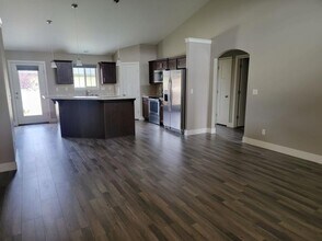 925 Sand Cherry St in Billings, MT - Building Photo - Building Photo