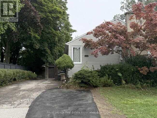 property at 1227 Argreen Rd