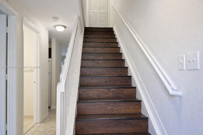 2290 NW 136th Terrace in Opa Locka, FL - Foto de edificio - Building Photo