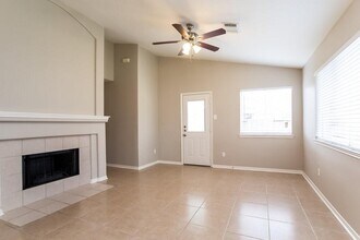 5507 Golden Hollow Ct in Spring, TX - Building Photo - Building Photo