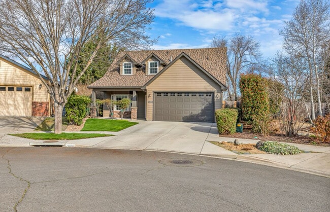 property at 2008 Deer Pointe Ct