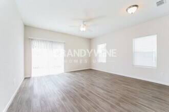 520 Narnia Ct in Jacksonville, FL - Building Photo - Building Photo