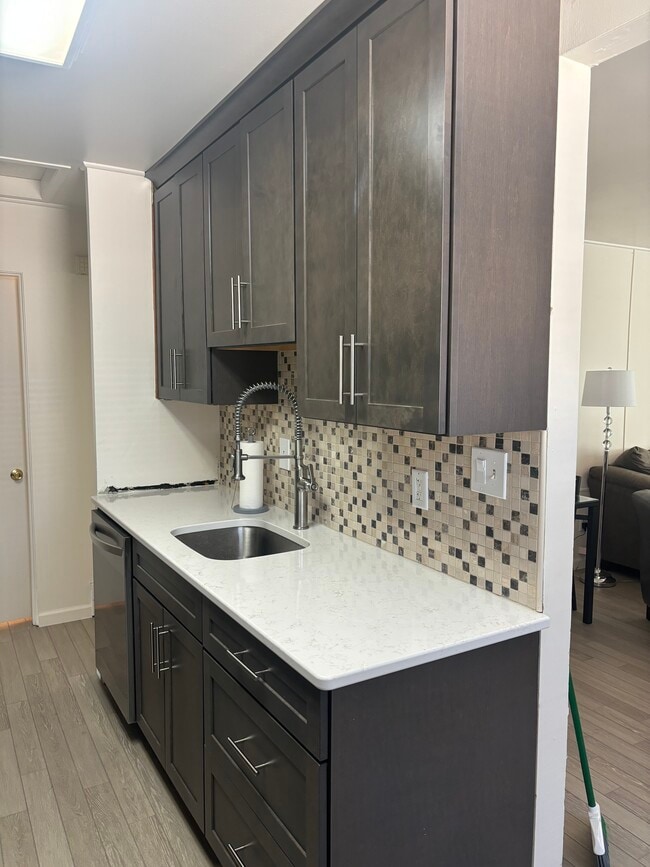 1850 Milden Rd, Unit Upper Arlington 2 bedroom in Upper Arlington, OH - Building Photo - Building Photo