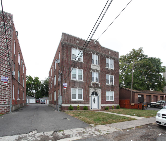 48-52 Putnam St in New Britain, CT - Building Photo - Building Photo