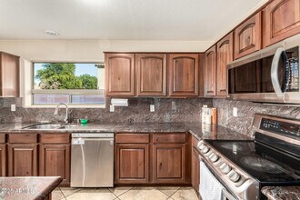 3864 E Mine Shaft Rd in San Tan Valley, AZ - Building Photo - Building Photo