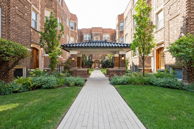 property at 541 W Addison St
