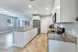 827 Glenmore Cir in Melbourne, FL - Building Photo - Building Photo