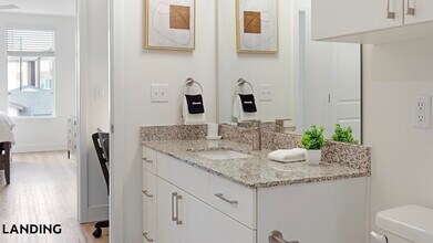 10670 Jake Jabs Blvd, Unit 4203 in Longmont, CO - Foto de edificio - Building Photo