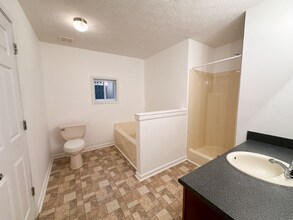 600 Indian Trail in Mc Caysville, GA - Building Photo - Building Photo