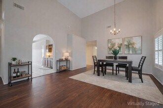 5814 N Magazine Cir in Houston, TX - Building Photo - Building Photo