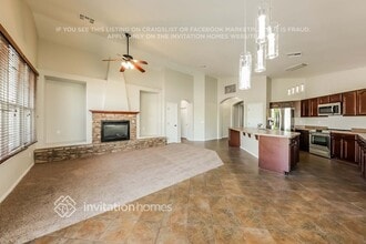 15032 W Desert Mirage Dr in Surprise, AZ - Foto de edificio - Building Photo