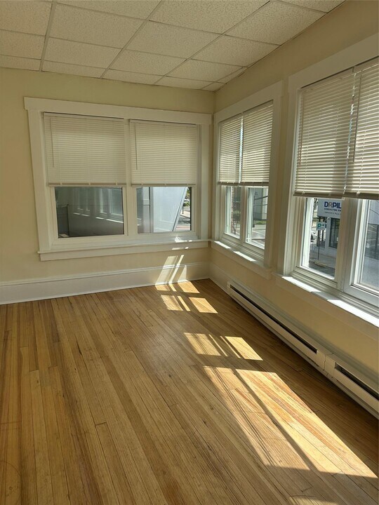 144 Main St in Nyack, NY - Building Photo